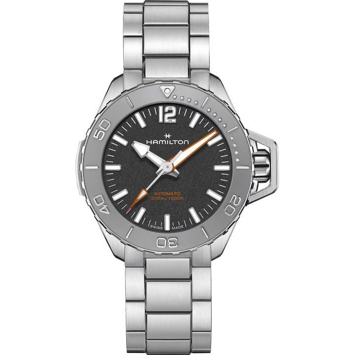Khaki Navy Silver/SS Black Dial