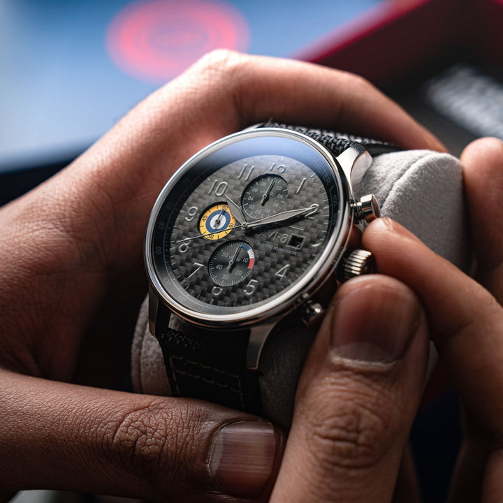 Classic Chronograph Black / Leather Black Dial