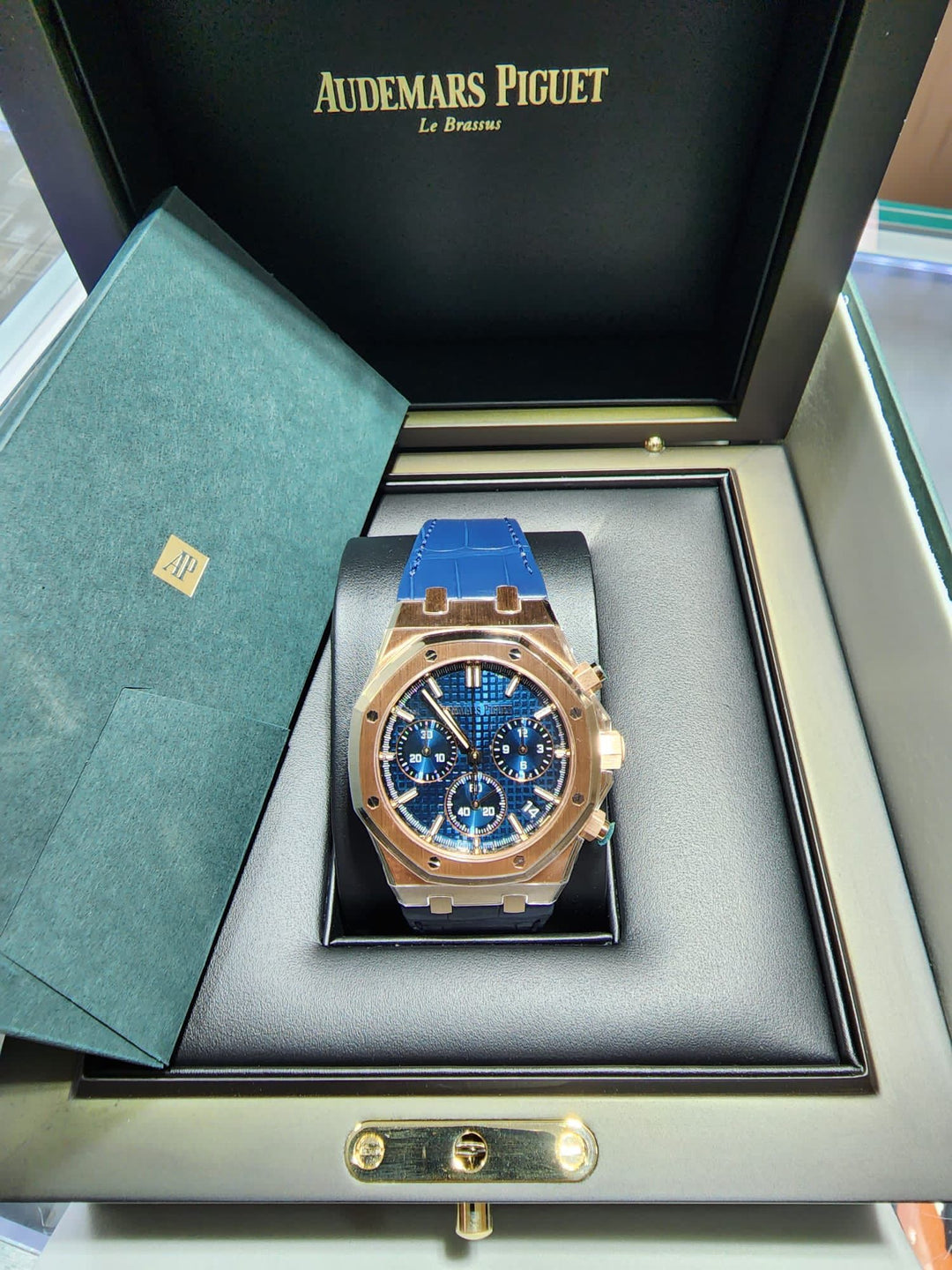 Audemars Piguet ROYAL OAK 41MM  BLUE DIAL 18K PINK GOLD CHRONOGRAPH Ref. 26240OR MENS WATCH