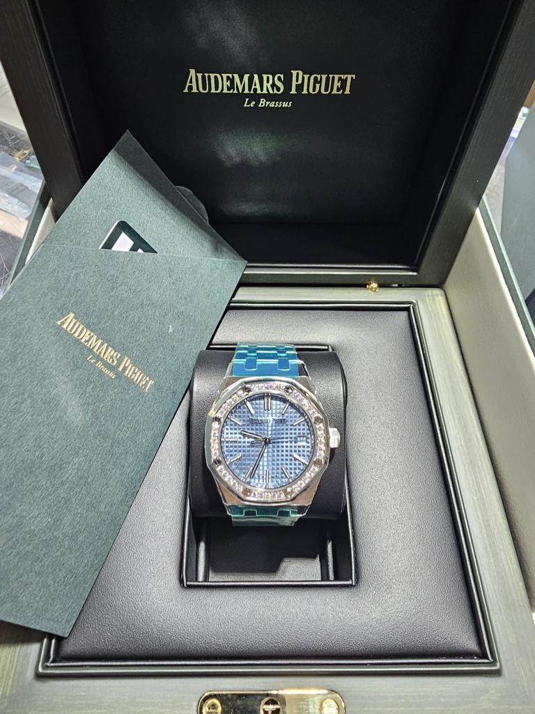 Audemars Piguet ROYAL OAK 37MM LIGHT BLUE DIAL DIAMOND BEZEL Ref