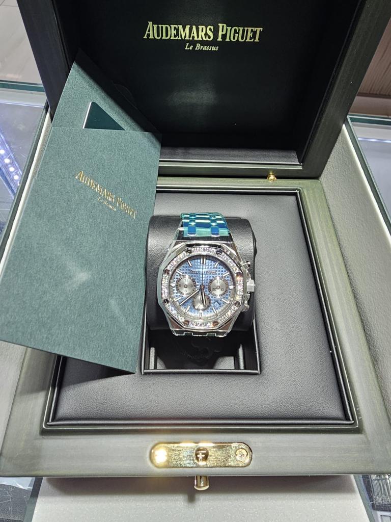 Audemars Piguet ROYAL OAK 38MM LIGHT BLUE DIAL DIAMOND BEZEL CHRONOGRAPH Ref. 26715ST.ZZ.1356ST.01 MENS WATCH