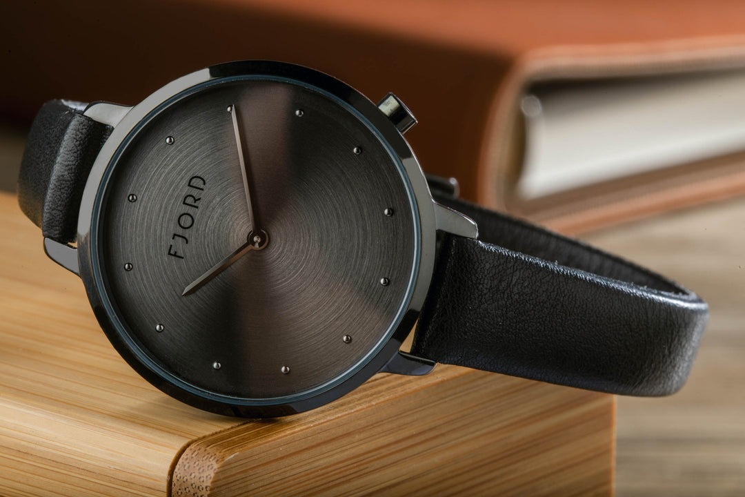Ripple Black / Leather | Black Dial