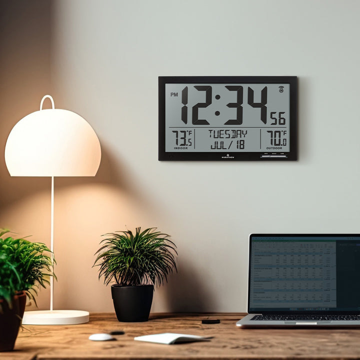 Self-Setting FC Clock with EXLarge Digits Indoor & Outdoor Temp Self-Setting FC 