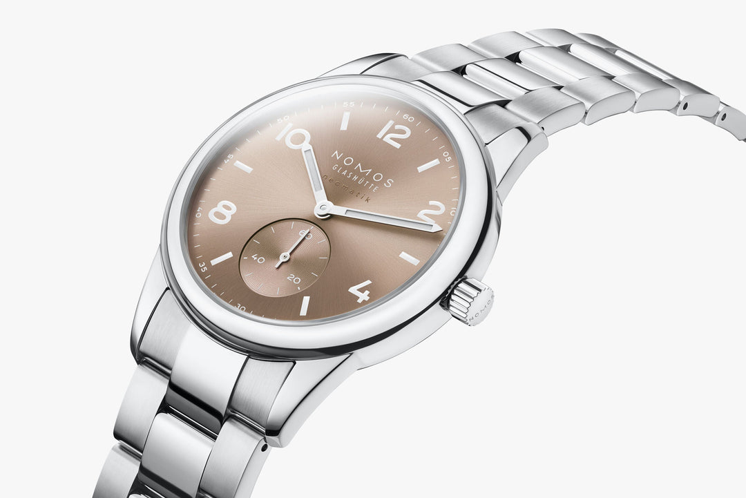 Club Sport Neomatik 39 Ember 39.5mm Beige Dial