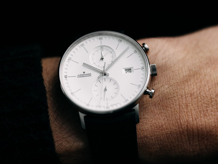 Form C Silver-Plated Dial / Black Leather Strap Silver Dial
