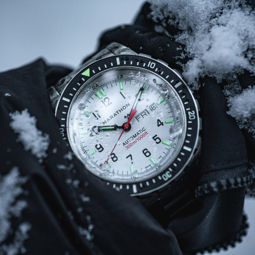 Divers Auto Jumbo Day /Date White NGM/Rubber | Arctic White Dial