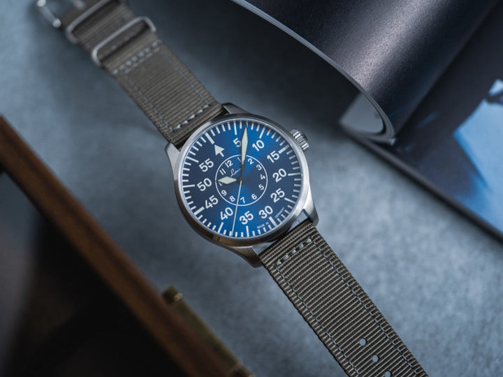 Aachen Blaue Stunde 42 nylon bracelet Blue Dial