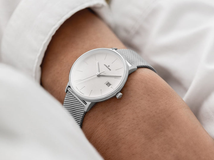 Form Damen Silver-Plated Dial / Milanese Bracelet Silver Dial