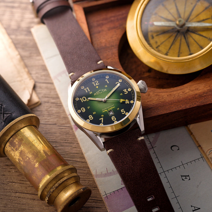 Cavalier Japan Quartz Green / Leather |  Dial