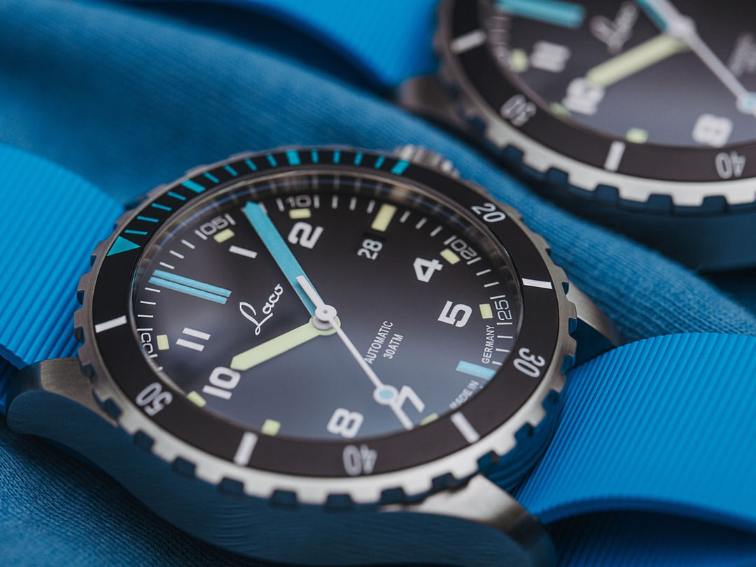 Atlantik 39.RB Rubber | Matte Black Dial