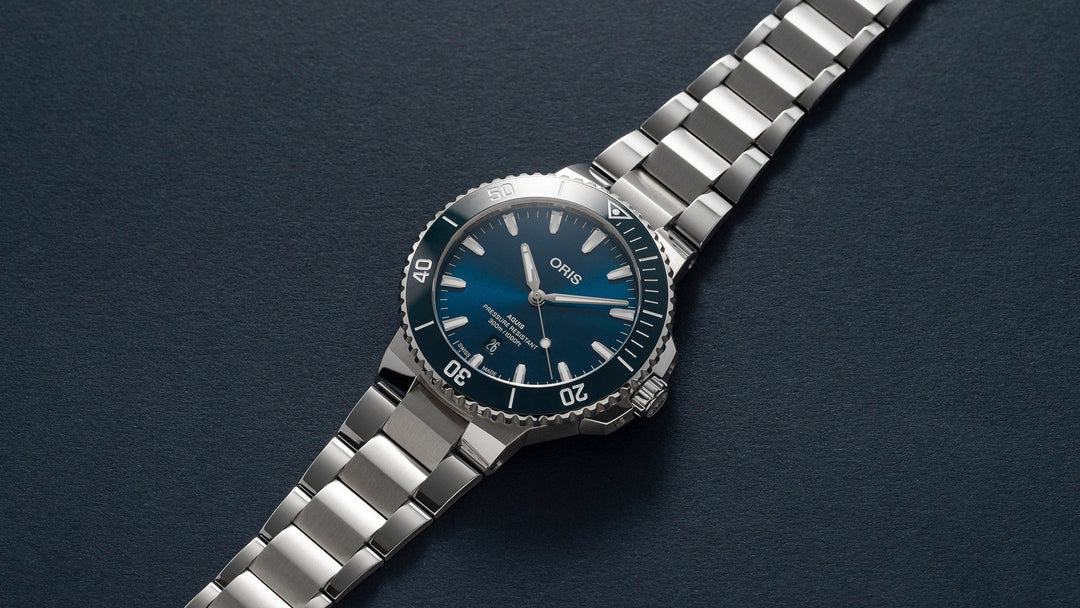 Aquis Date 43.5mm Blue Dial