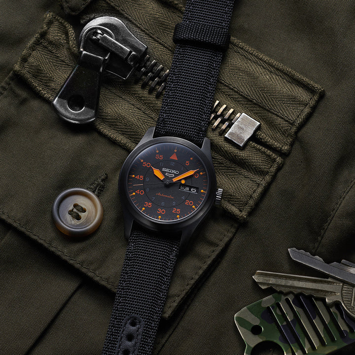 5 Sports Field Black Textured Dial / Nylon Strap Black Dial