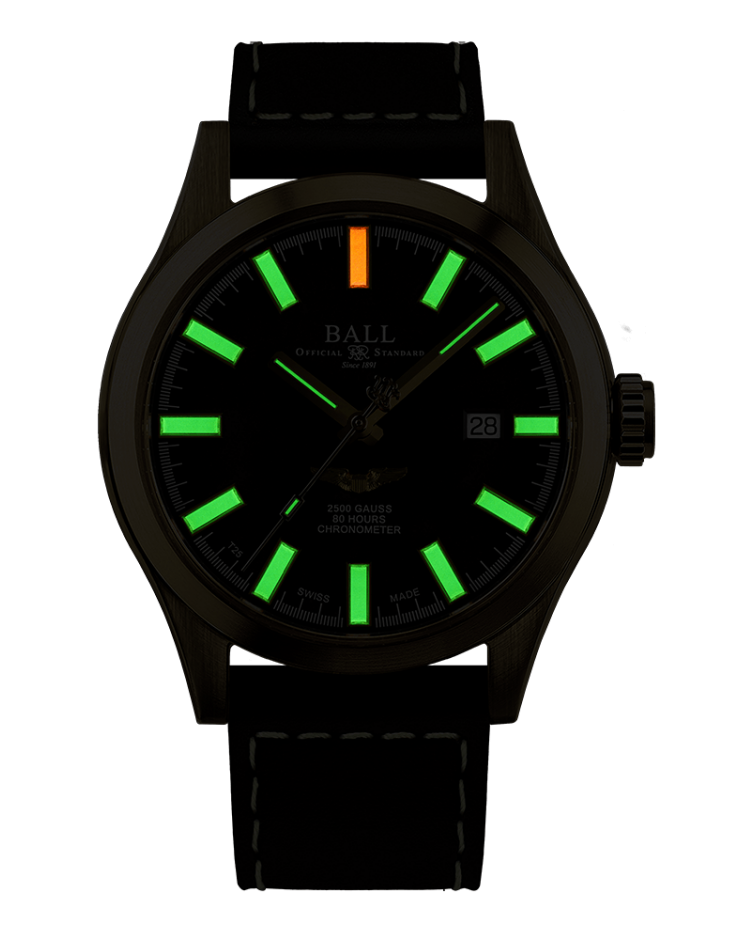 Engineer M Star Magna Black / Leather Black Dial