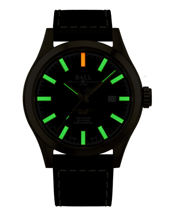 Engineer M Star Magna Black / Leather Black Dial
