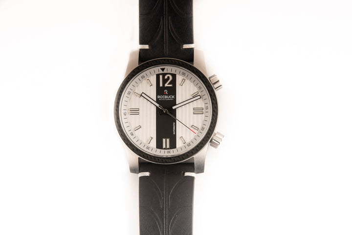 Diviso Tread Black/Silver Silver-Black Dial