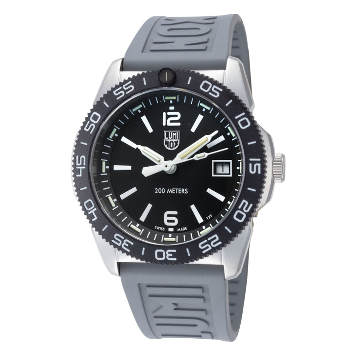 Pacific Diver 39 mm / Black / Grey Black Dial