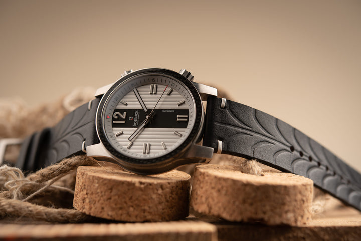 Diviso Tread Black/Silver Silver-Black Dial