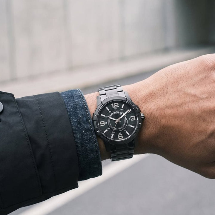 Constructed Gray Dial / Black Stainless Steel Bracelet Gray Dial