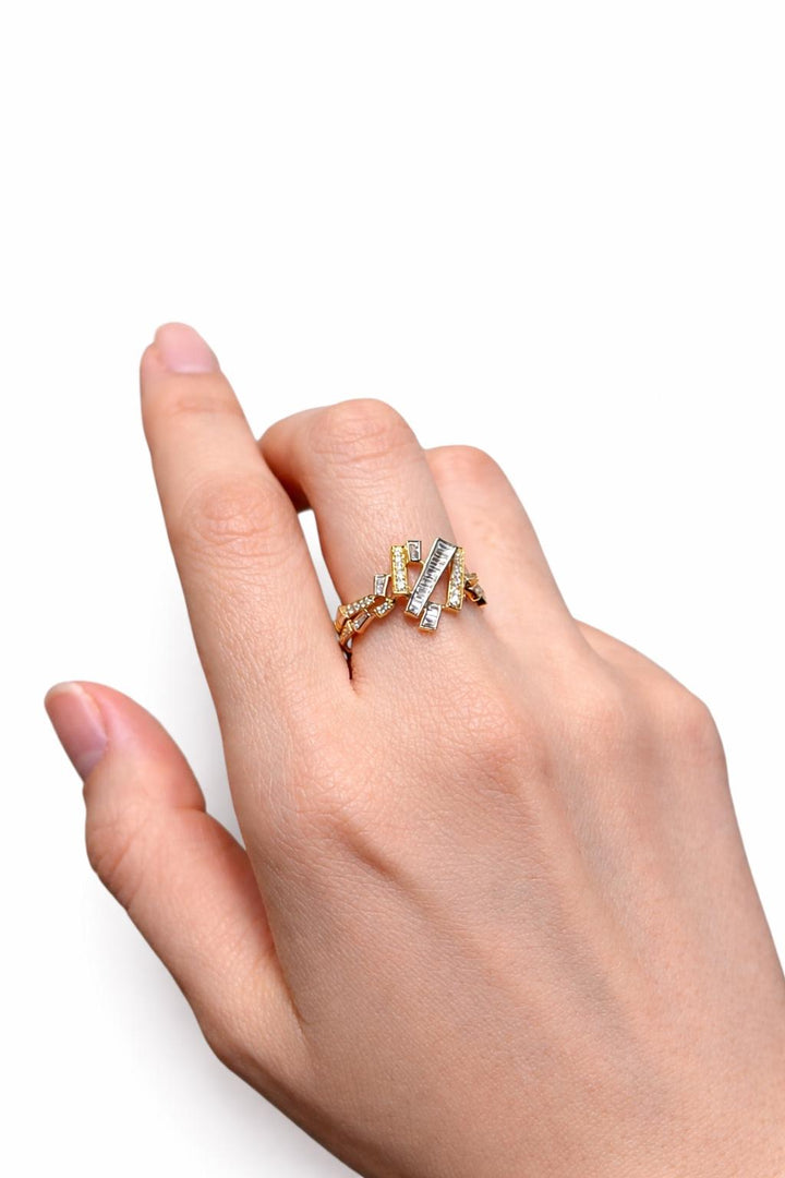 Baguette & Round Diamond Crisscross Ring