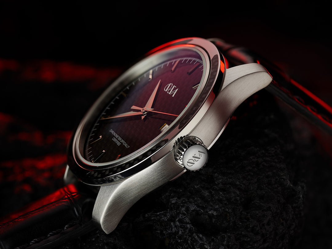 Classic Black / Leather | Black Dial
