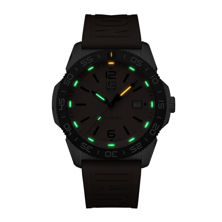 Pacific Diver 44 mm / Orange / Orange Orange Dial