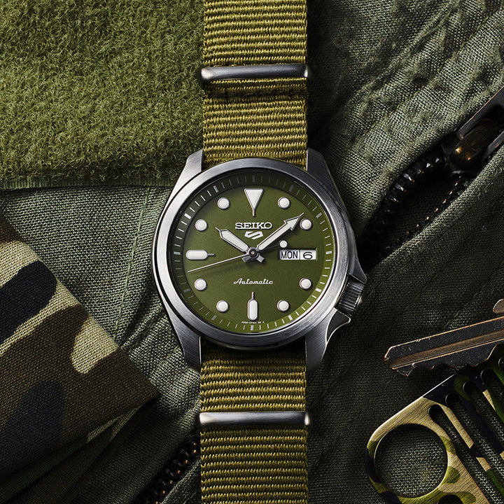 5 Sports SKX Series Green Dial Green Nylon Strap 40mm Green Dial