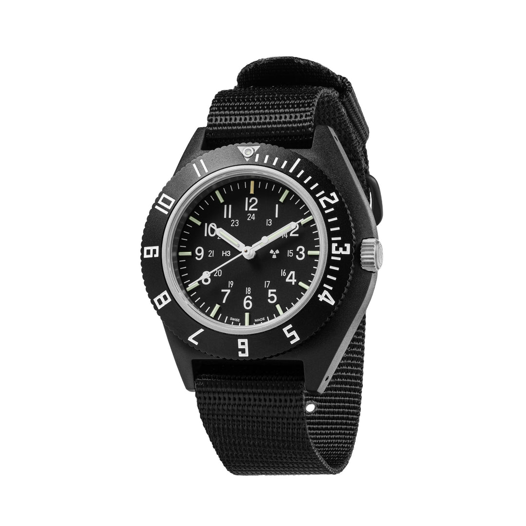 41MM NAV QRTZ Black Sterile/Nylon Black Dial