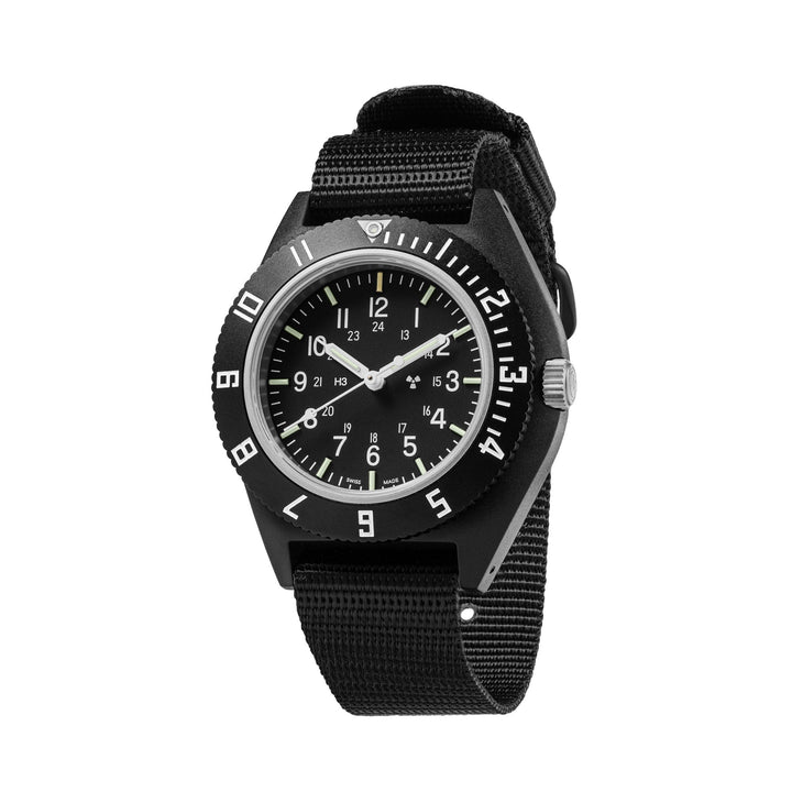 41MM NAV QRTZ Black Sterile/Nylon Black Dial