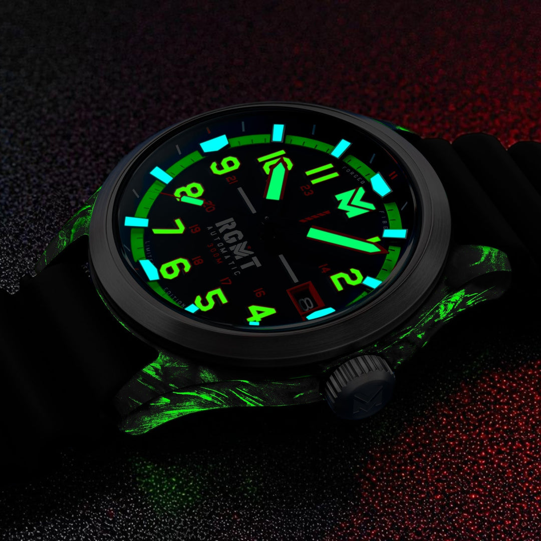 Defender Automatic Limited Edition Black / Silicone | Black Dial