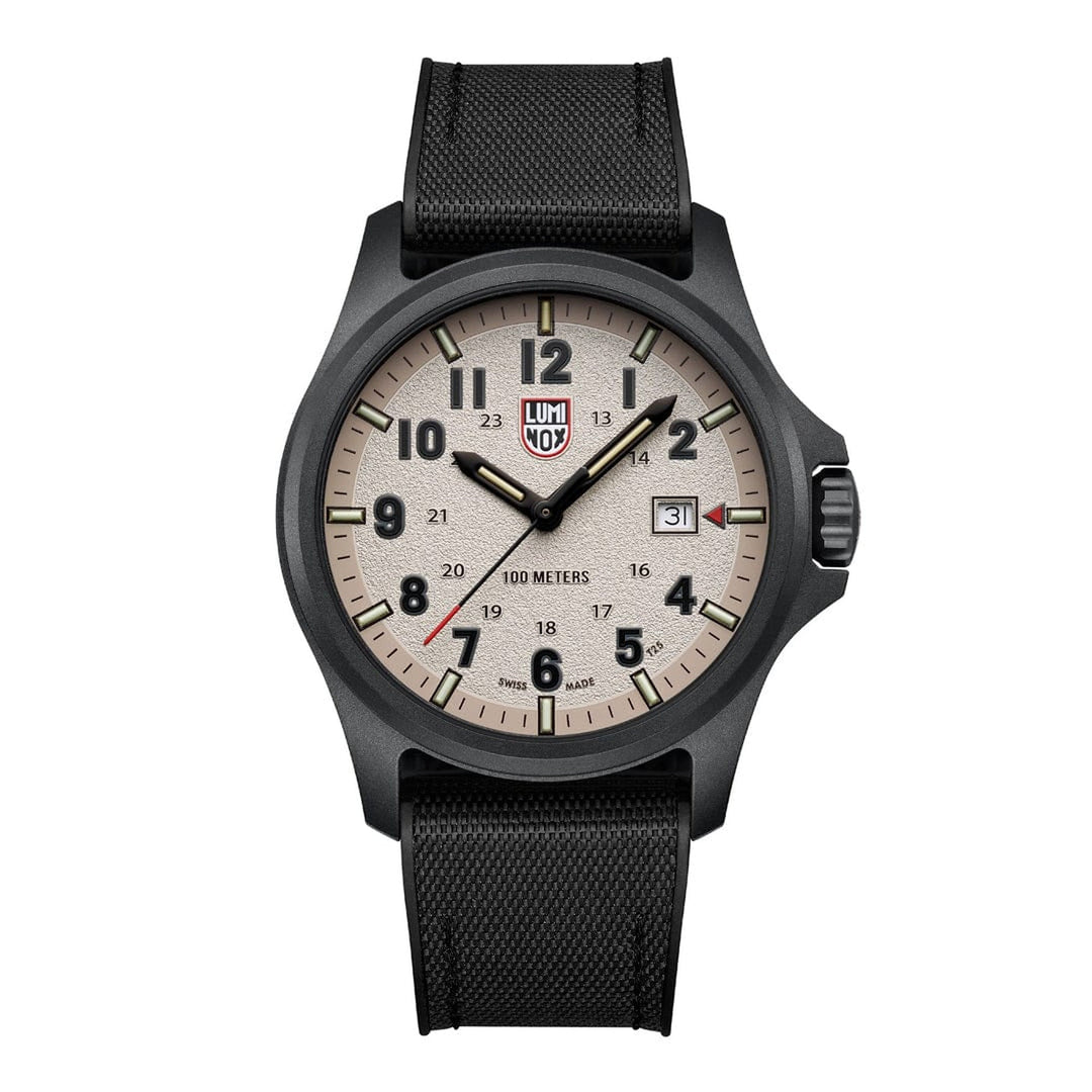 LUMINOX Atacama Field Sand Dial