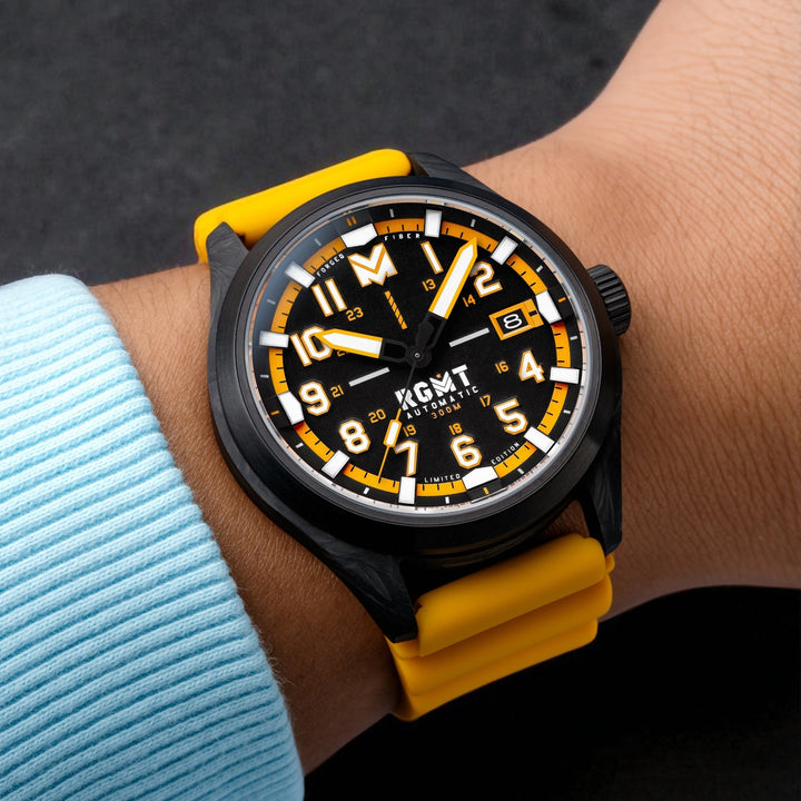 Defender Automatic Limited Edition Black / Silicone | Black Dial