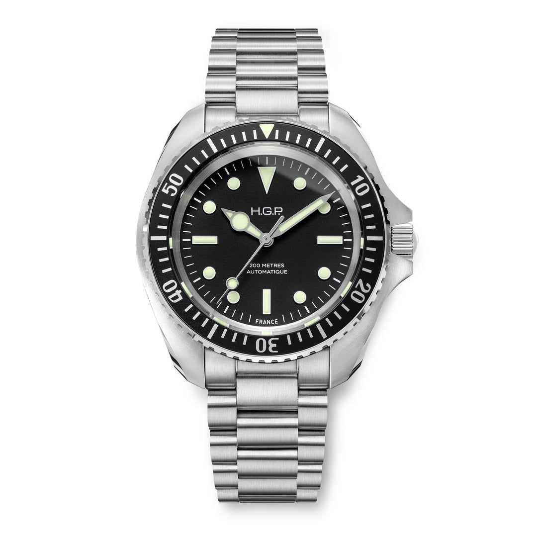 Diver 200M Automatic No-Date Black Dial and Bezel / 3-Link Stainless Steel Brace