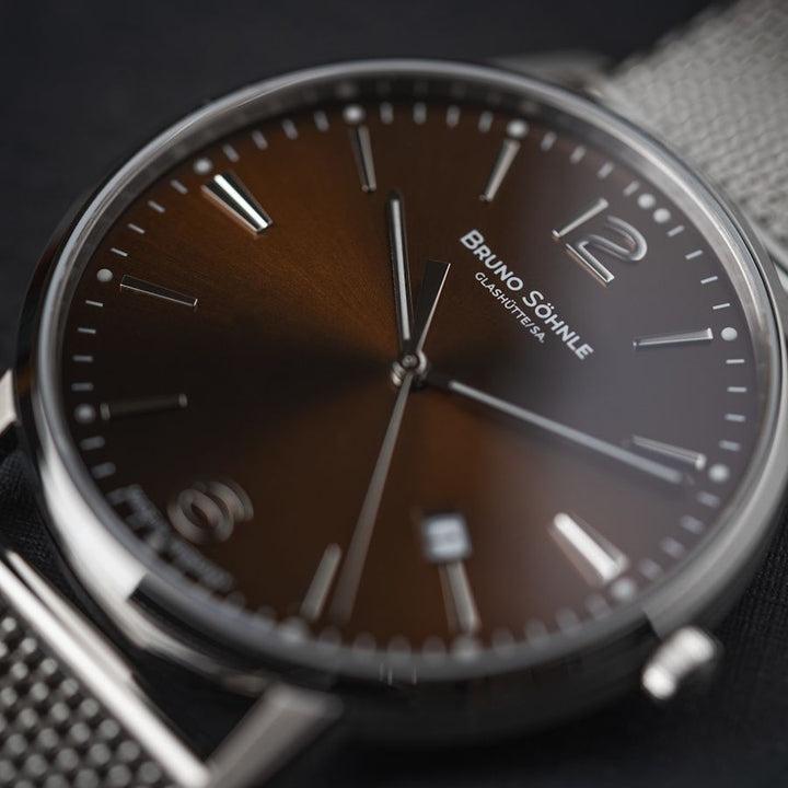 Stuttgart III Big Stuttgart III Big Brown Dial / Stainless Steel Mesh Bracelet B