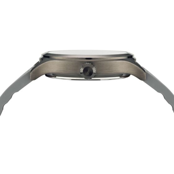 N83 EVERYDAY Gray / Low Lead Brass | Gray Dial