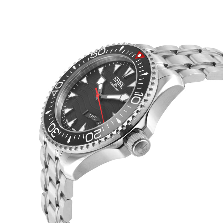 Hudson Yards Swiss Automatic Custom made SW220 - Day/Date display Diver watch, B