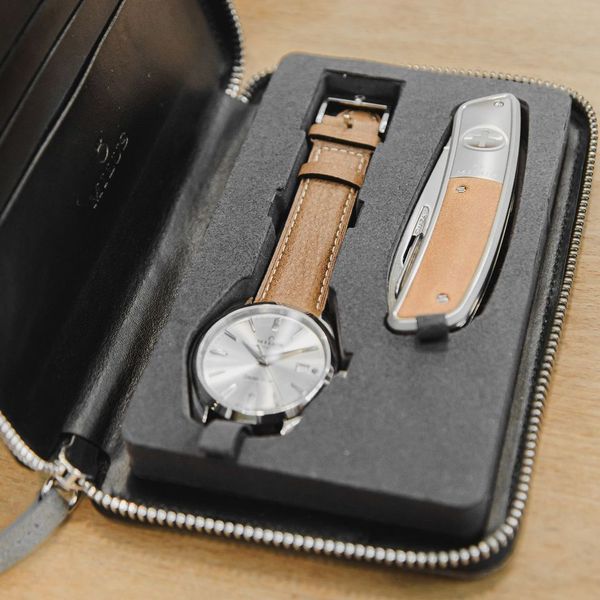 Snow Star Silver Sky Midway Edition Kinfe and Watch WG Exclusive |  Dial
