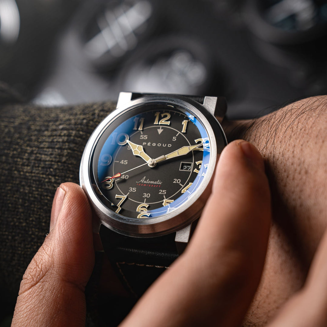 Le Pilote Automatic Black / Black Leather | Black Dial