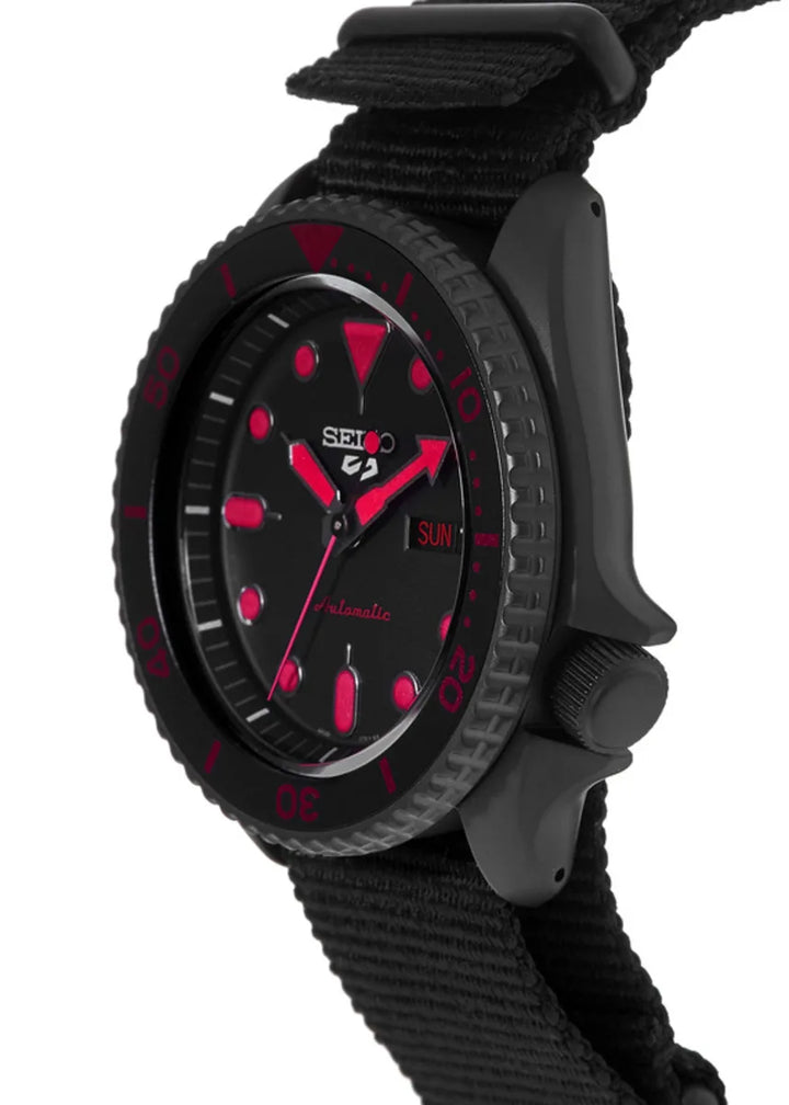 5 Sports Street Style Black Dial / Nylon Strap Black Dial