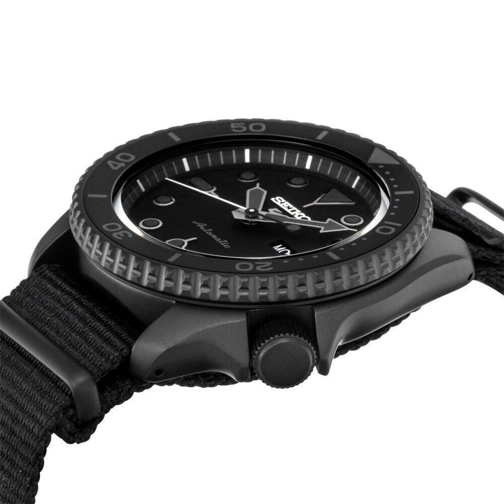 5 Sports SYX Black Dial / Black Nylon Strap Black Dial