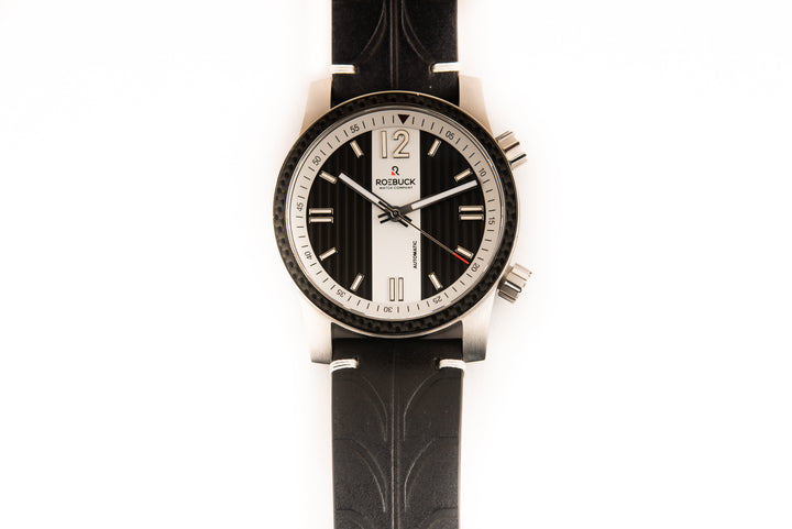 Diviso Tread Black & White Dial