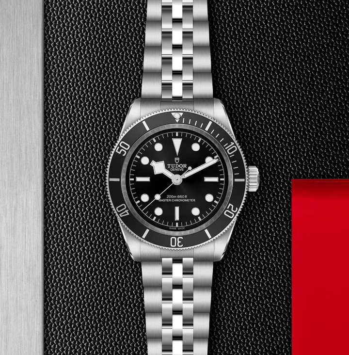 Black Bay | Black Dial