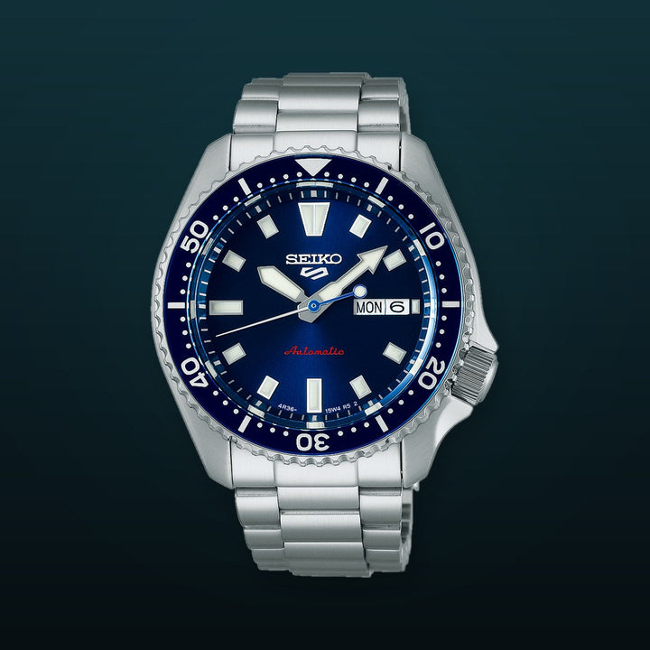 5 Sports SKX Unidirectional Bezel Blue Dial / Stainless Steel Bracelet Blue Dial