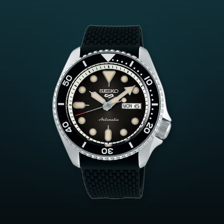Seiko 5 Sports - Unidirectional Bezel Black Gradient Dial / Black Silicone Strap Black Gradient Dial