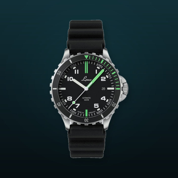 Amazonas Rubber Strap Black Dial