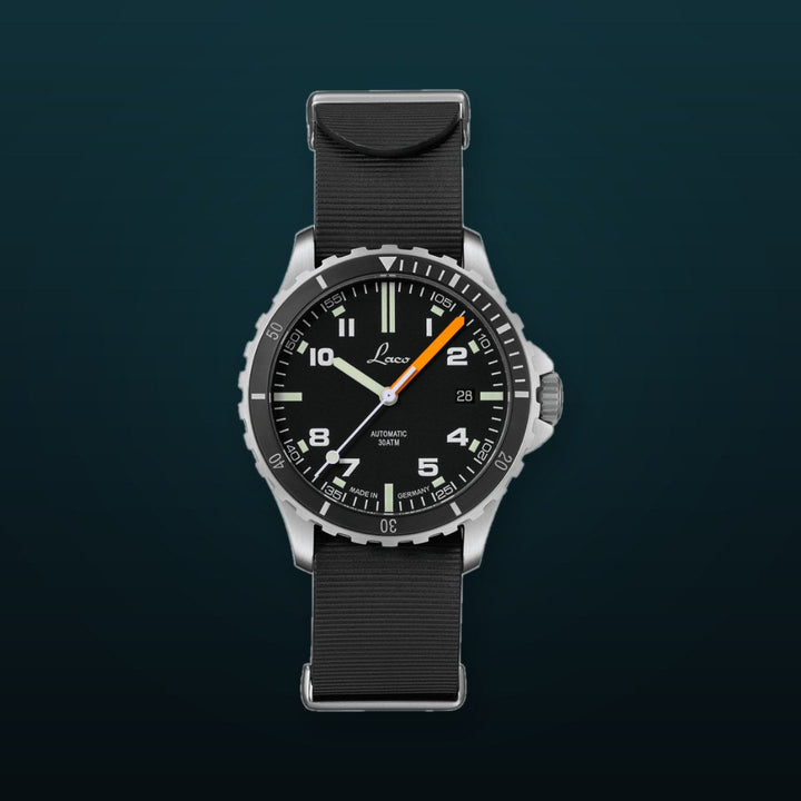 Himalaya 39.RB Black Rubber Black Dial