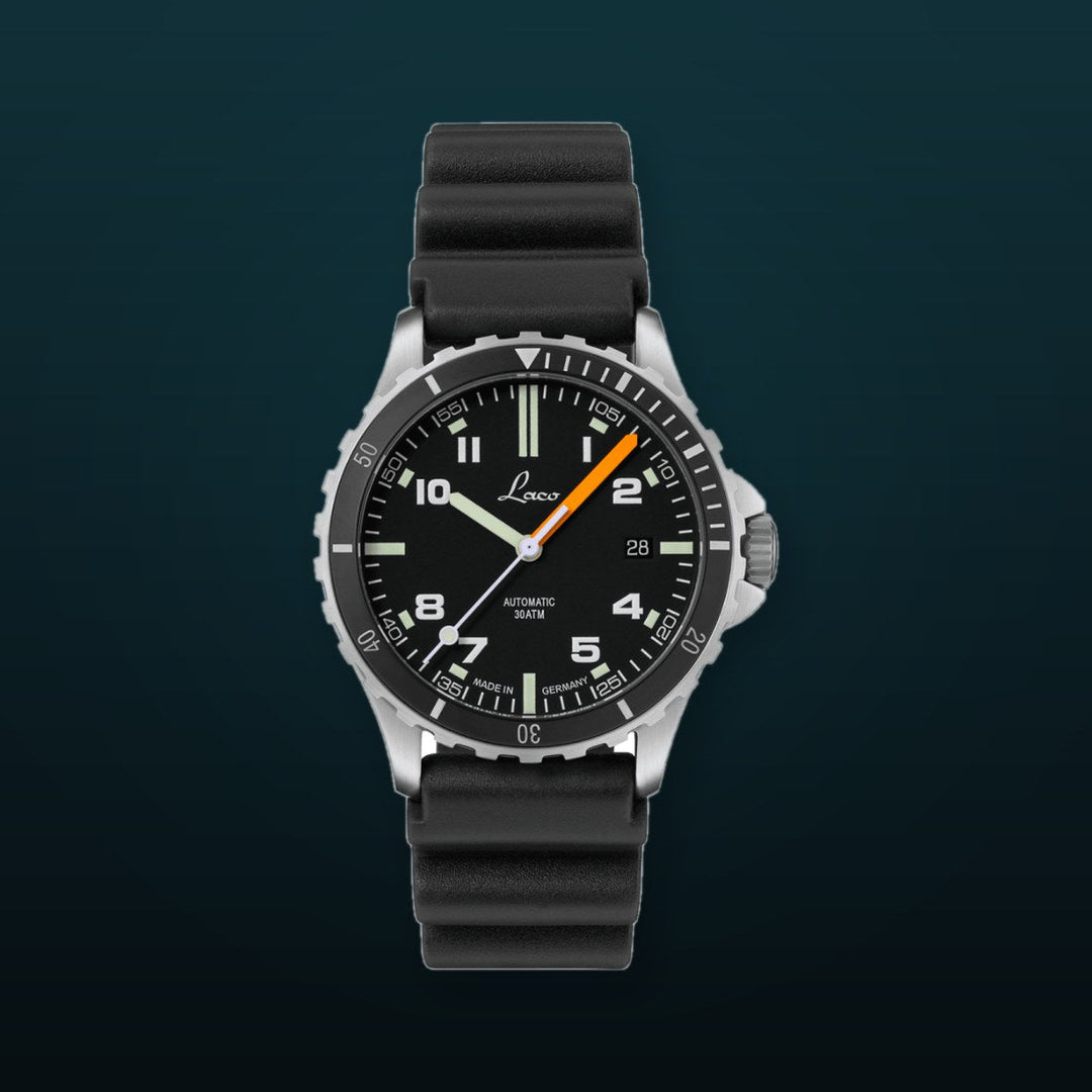 Himalaya 39 Black Rubber Black Dial