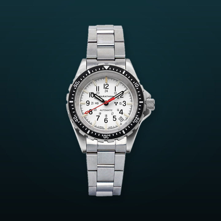 Divers Auto Medium Search and Rescue White NGM/Steel Bracelet Arctic White Dial