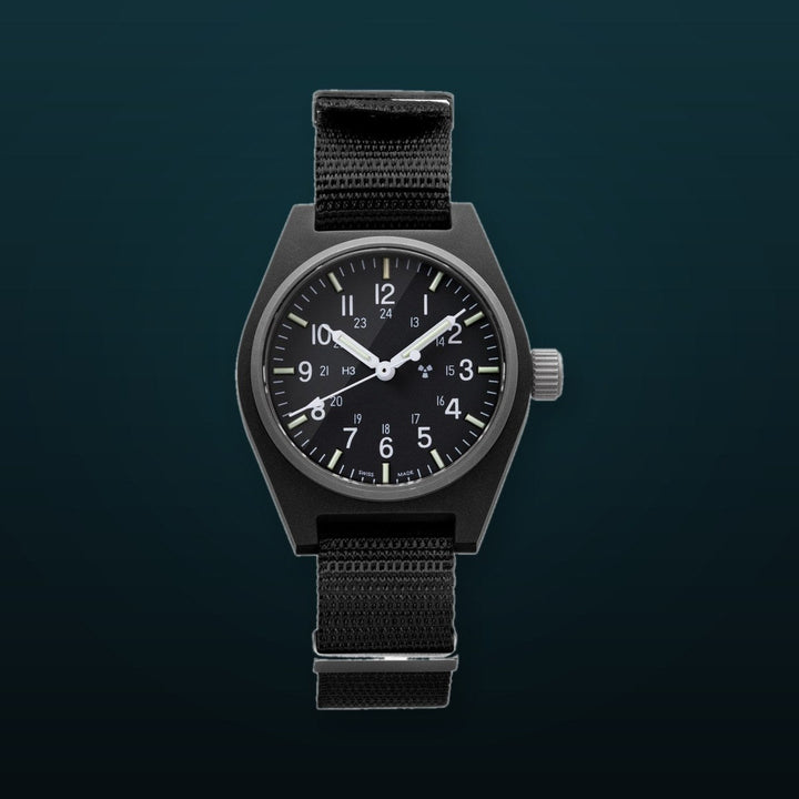 General Purpose Quartz Black Sterile/Nylon Matte Black Dial