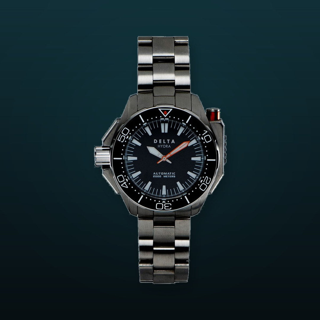 Hydra Black | Black Dial