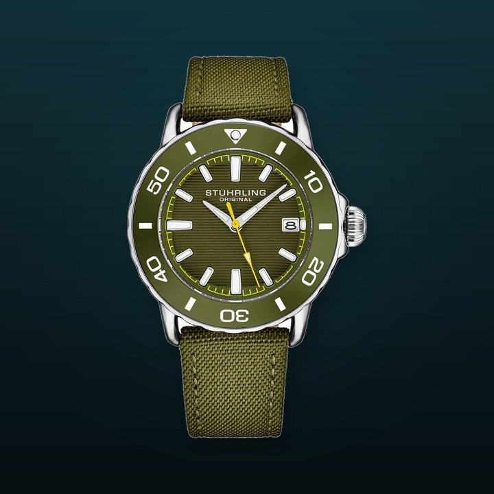 Explorer 4041 Quartz 40mm Diver Green Leather